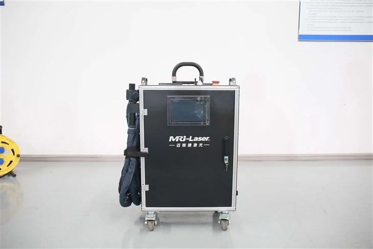 200W Luggage Type Laser Cleaning Machine For Paint And Rust Removal